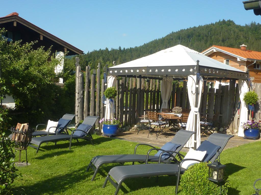Gaestehaus Schoenfeld Reit im Winkl Exterior photo